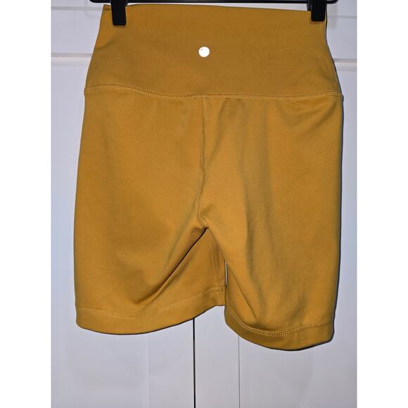 Mustard Yogalicious Biker Shorts – Size S - Picture 6 of 8